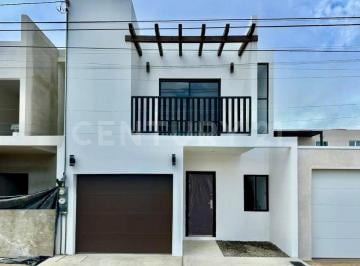 Casa · 125m² · 3 Recámaras · 1 Estacionamiento · Casa Nueva en Venta, Ex - Ejido Chapultepec, Ensenada, Baja California