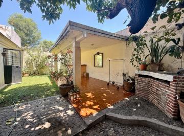 Casa de 4 habitaciones, Zapopan · Casa en Venta, Esquina, Av 18 de Marzo (Copérnico), Las Águilas, Zapopan