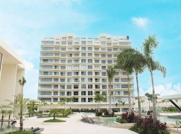 Departamento · 87m² · 2 Estacionamientos · Departamento en Venta en Av Huayacán en Cancún, con 2 Recámaras