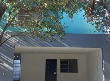 Casa · 119m² · 3 Recámaras · 2 Estacionamientos · Casa - Los Arrecifes