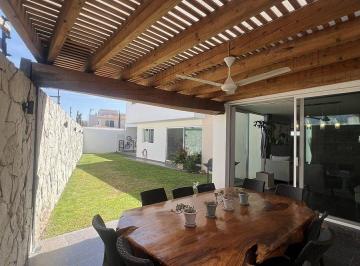 9cb177cbde1f6b77ec5df775a96d382ce0de764ca5fcff02a0ee78950b18a827 · Venta Casa en Real de Tejeda, con Jardín y Terraza