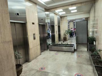 Oficina , Cuauhtémoc · Oficina de 200 m² a Una Calle del Ángel de La Independencia
