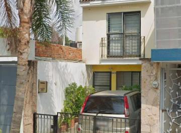 Casa de 3 habitaciones, Guadalajara · Remato Linda Casa en Prados de Huentitan a 15 Min del Zoologico de Guadalajara