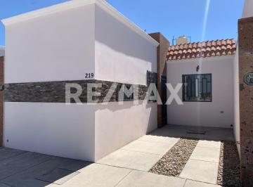 Casa · 70m² · 3 Recámaras · 1 Estacionamiento · Casa en Venta en El Fraccionamiento Altamira Cercana Al Blvd. Rio Grande - (4)