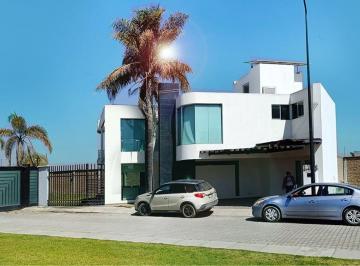 Casa de 3 habitaciones, San Andrés Cholula · Casa en Venta o Renta en Fracc. Romase de 3 Recs en Zona Cerca de Entrada a Lomas por Atlixcayotl