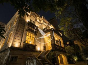 Casa uso de suelo de 7 habitaciones, Cuauhtémoc · Propiedad Histórica con Potencial de Desarrollo con 30 m de Frente y 5,950 m² Construibles