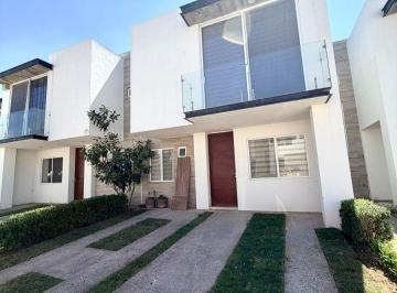 Casa en condominio de 3 habitaciones, Jesús María · Renta Casa en Alcazar
