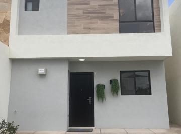 Casa en condominio · 92m² · 2 Recámaras · 2 Estacionamientos · Casa en Venta Nayenh Lyra Zakia Queretaro