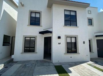 Casa · 138m² · 4 Recámaras · 2 Estacionamientos · Casa en Venta en Zákia, Querétaro