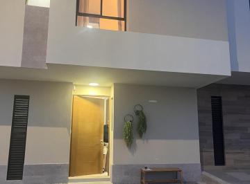 Casa en condominio · 135m² · 3 Recámaras · 2 Estacionamientos · Casa en Condominio en Zakia Queretaro