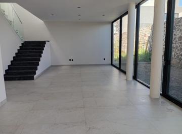 Casa en condominio · 320m² · 3 Recámaras · 3 Estacionamientos · Casa en Condominio en Venta en Lomas del Campanario Norte Queretaro