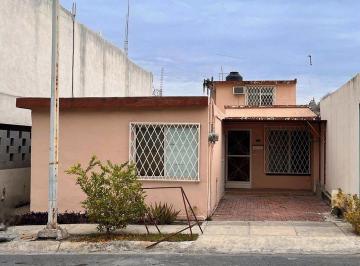 5cbc4d221a8749a9facee6bfe3329f390f1d5105cade1444cc78fa0fd0355f0f · Casa en Renta en Balcones de Altavista
