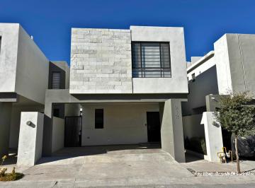 Casa de 3 habitaciones, Saltillo · Casa Amueblada en Renta en Visalta Residencial