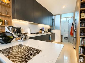 Casa de 4 habitaciones, Tlajomulco de Zúñiga · Casa en Venta en La Rioja