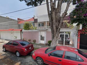 Casa de 5 habitaciones, Tlalnepantla de Baz · Casa en Venta en Calle Pachuca en Valle Ceylan, Tlalnepantla