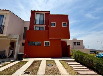 Casa · 146m² · 3 Recámaras · 2 Estacionamientos · Cortijo de San Agustin 3 Hab. 3 Niveles