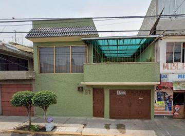Casa de 4 habitaciones, Nezahualcóyotl · Casa en Nezahualcoyotl