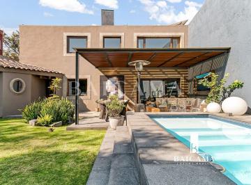 09e92b31aa76ca59e17b86f9f7316ed252114586386e263a6fed539edc27fd58 · Casa en Venta en Las Lomas de Chapultepec