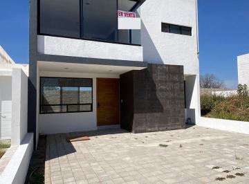 Casa · 180m² · 4 Recámaras · 2 Estacionamientos · Casa Nueva en Venta Cañadas del Arroyo