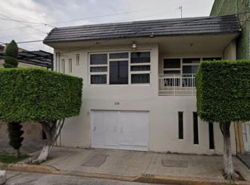 Casa de 3 habitaciones, Nezahualcóyotl · Venta de Casa en Nezahualcoyotl