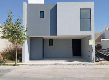 Casa de 3 habitaciones, León · Se Vende Casa Rinconada de Santa Fe 2