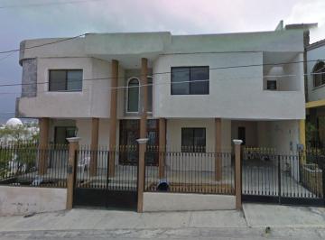 Casa de 3 habitaciones, Monterrey · Casa en Pedregal La Silla en Monterrey con 3 Habitaciones