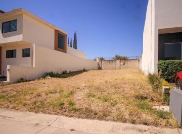 Terreno / Lote · 220m² · Terreno en Venta, Senderos de Monte Verde