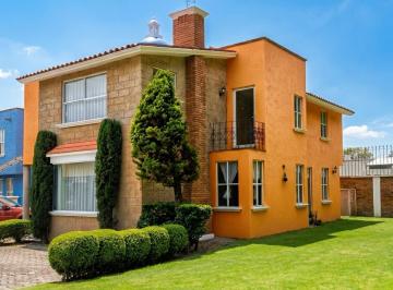 Casa en condominio · 208m² · 3 Recámaras · 2 Estacionamientos · Casa en Condominio en Venta