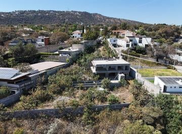Casa de 4 habitaciones, Tlajomulco de Zúñiga · Casa en Obra Gris con 1984 m² de Terreno y 4 Recámaras en Venta en El Palomar Oportunidad