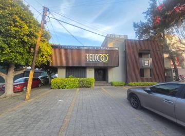 Casa uso de suelo de 10 habitaciones, León · Casa Comercial en Renta Sobre Paseo del Moral