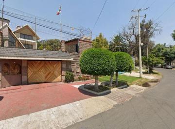 Casa de 10 habitaciones, Iztapalapa · Casa en Venta en Calle Lesbos, Lomas Estrella, Iztapalapa