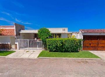 Casa de 3 habitaciones, Torreón · Casa en Venta en Amp. Los Angeles, Torreon