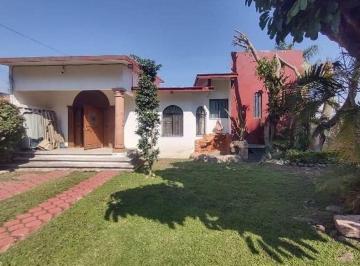 Casa de 2 habitaciones, Cuautla · Venta Hermosa Casa Entre Jardín y Alberca en Brisas de Cuautla