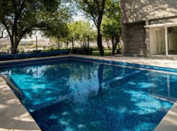 Casa · 156m² · 3 Recámaras · 2 Estacionamientos · Casa en Venta Apodaca
