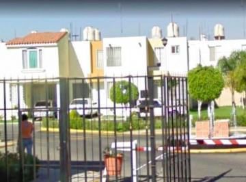 Casa de 2 habitaciones, Zapopan · Aprovehca! Remato Casa en Zapopan en Col. Sta Margarita a 15 Min de Andares