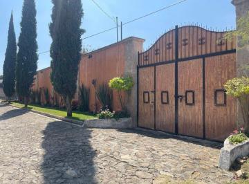 Casa · 166m² · 2 Recámaras · 5 Estacionamientos · Casa de Campo con Alberca en El Arenal, Jalisco