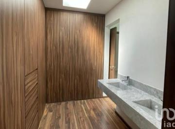 Casa · 240m² · 4 Recámaras · 2 Estacionamientos · Preventa Casa en Esquina | Residencial Tirzotla | Solo 4 Disp.