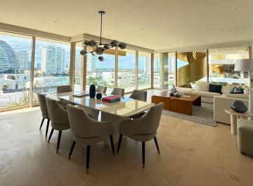 Departamento · 274m² · 4 Recámaras · 3 Estacionamientos · Departamento en Puerto Cancún