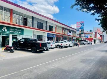 Local comercial · 550m² · 20 Estacionamientos · Local en Renta en San Juan del Rio, Queretaro