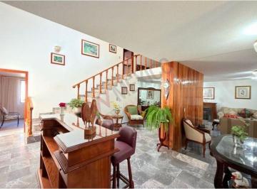 Casa de 4 habitaciones, Xochimilco · Casa en Venta Muy Cerca de La Glorieta de Vaqueritos
