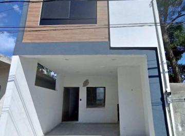 Casa · 2 Recámaras · 1 Estacionamiento · Casa en Venta en Col. Candelario Garza