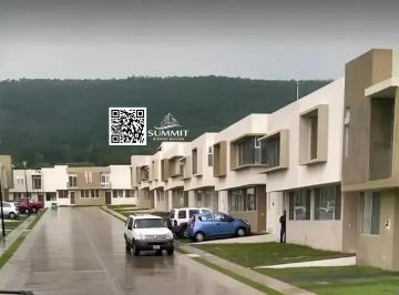 Casa de 3 habitaciones, Zapopan · Casa en El Fortin en Zapopan Jalisco en Remate