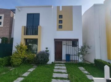 Casa · 160m² · 3 Recámaras · Casa en Venta Fraccionamiento Bosques Ica