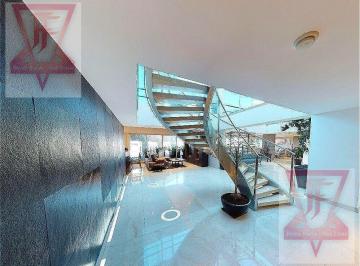 Departamento · 529m² · 4 Recámaras · 4 Estacionamientos · Penthouse en Venta en Bosques de Las Lomas - 529 m². en 2 Niveles con Amenities Premium.