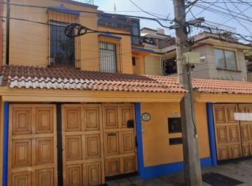 Casa de 4 habitaciones, Alvaro Obregón · Casa en Venta, Colonia Tlacopac, por Remate, Excelente Oportunidad de Inversión