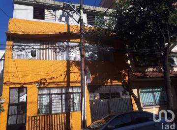 Local comercial · 150m² · 5 Recámaras · 2 Estacionamientos · Local Comercial en Renta en Francisco Ayala 58, Vista Alegre, Cuauhtémoc. Cdmx.