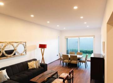 Casa · 341m² · 3 Recámaras · 2 Estacionamientos · Casa en Venta en Pedregal 1 Privadas del Pedregal