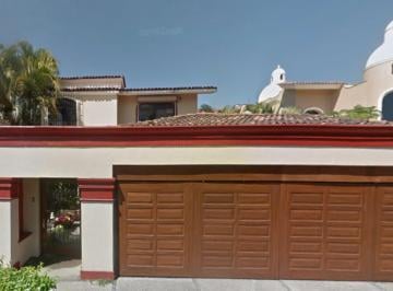 Casa de 5 habitaciones, Puerto Vallarta · Casa en Venta Col Marina Vallarta, Jalisco.