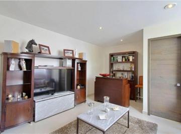 Casa de 4 habitaciones, Zapopan · Casa en Venta a Tan Solo 5 Min de Plaza Galerias Guadalajara!