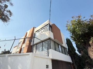 Casa de 5 habitaciones, Iztapalapa · Casa en Venta en Unidad Modelo, Iztapalapa